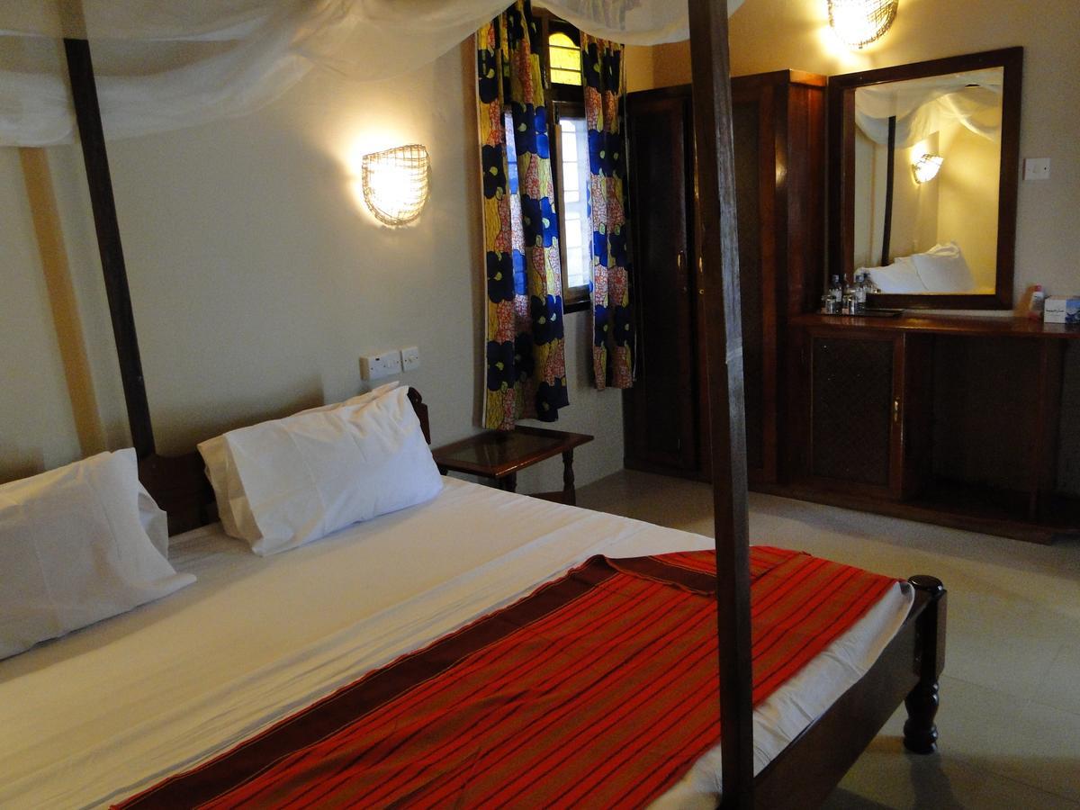 Pwani Silver Sand Beach Hotel Занзибар Экстерьер фото