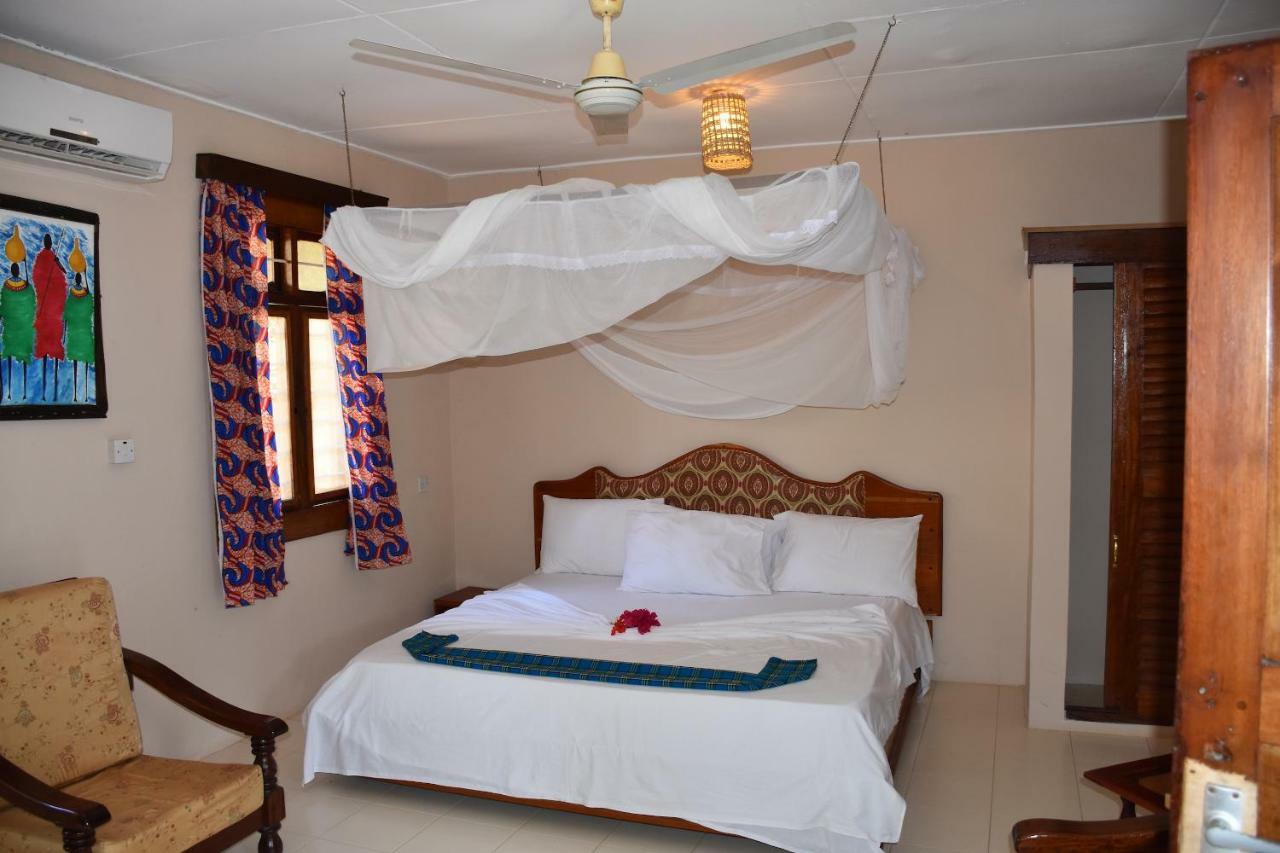 Pwani Silver Sand Beach Hotel Занзибар Экстерьер фото